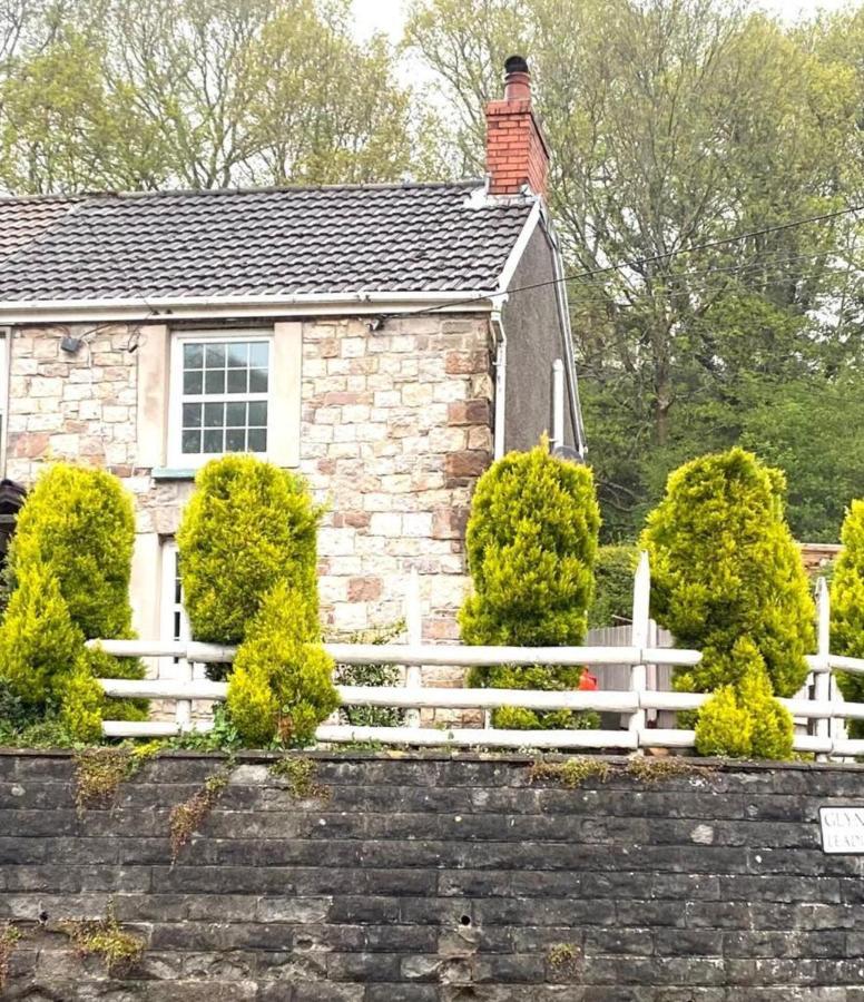 2-Bed Cottage In In Welsh Valley Nr Swansea Dış mekan fotoğraf